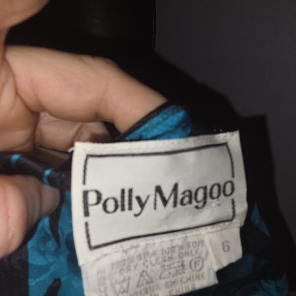 Elegant Teal and Pink Women's Blouse - Picture 14 of 15